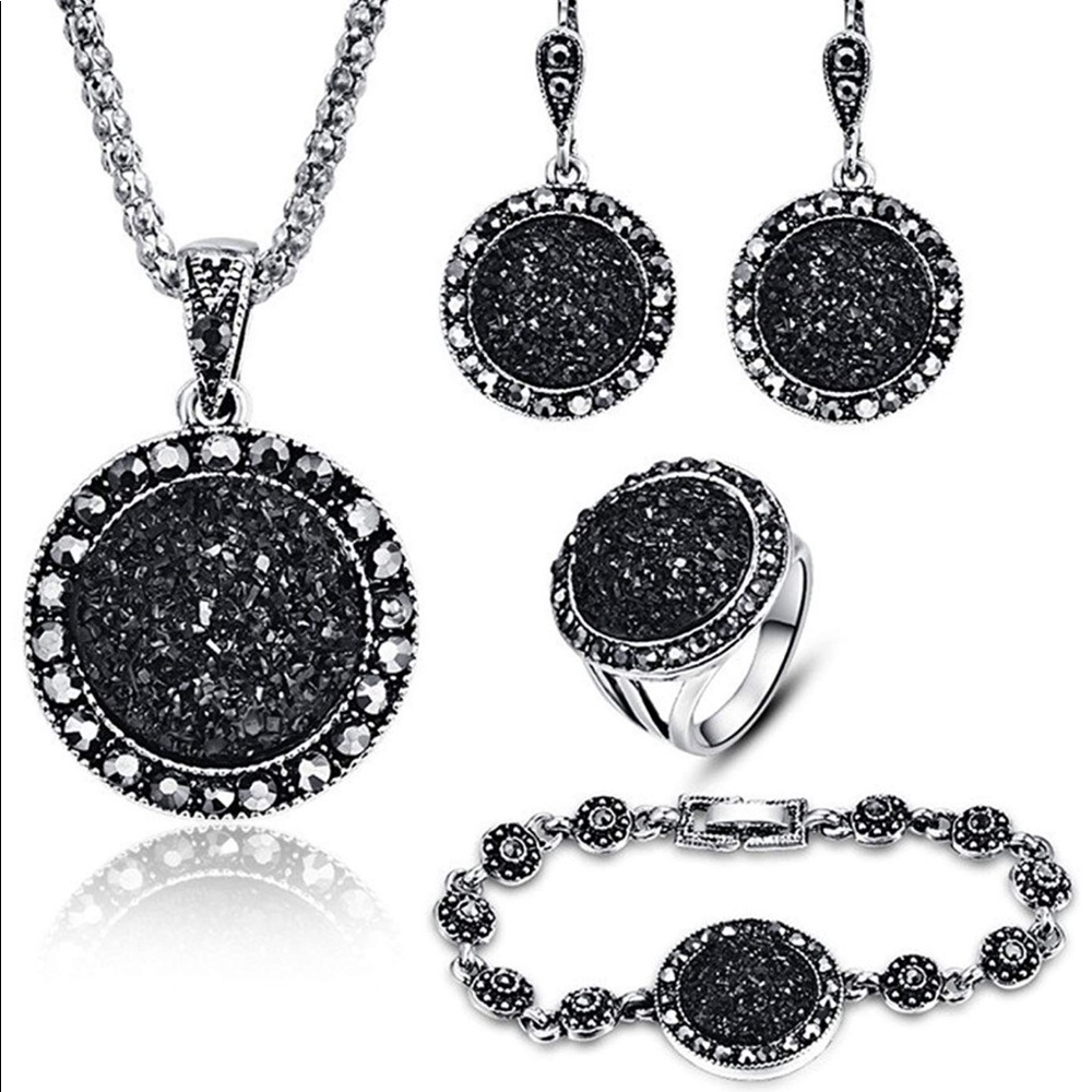 4 Piece Jewelry Set